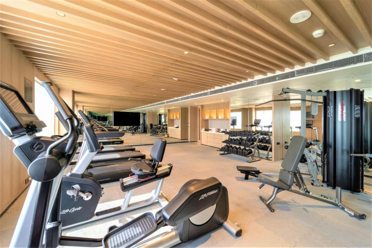 Courtyard By Marriott Vadodara Ngoại thất bức ảnh